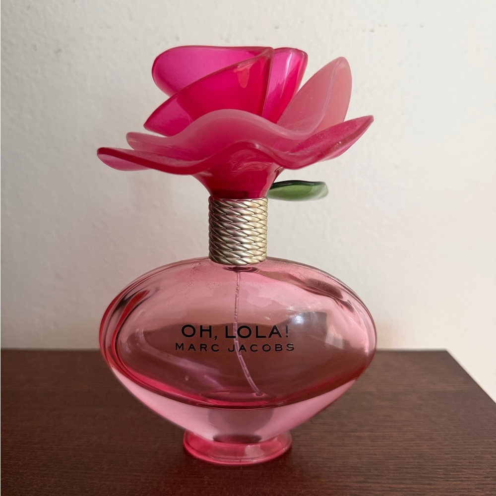 Marc Jacobs Oh, Lola! Pink Floral Bottle